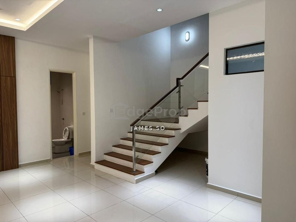 2.5 Storey 6rooms Ozana Residence Bukit Katil Ayer Keroh Melaka , Melaka, Ayer Keroh