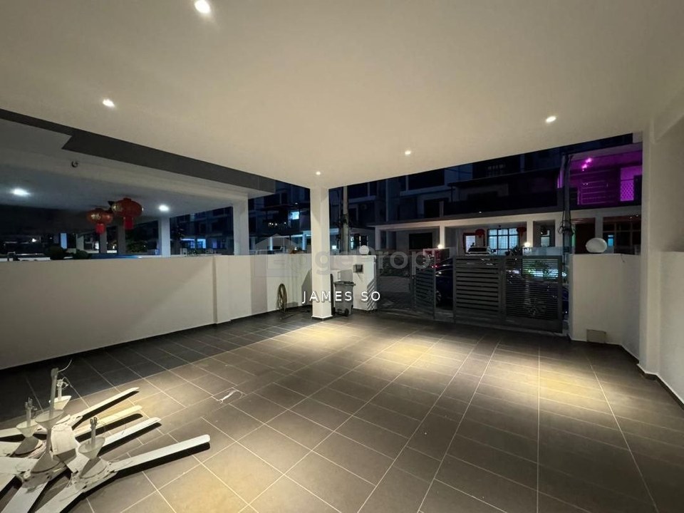 2.5 Storey 6rooms Ozana Residence Bukit Katil Ayer Keroh Melaka , Melaka, Ayer Keroh