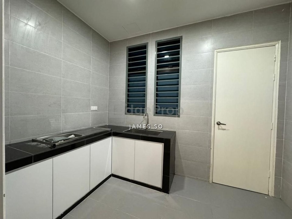 2.5 Storey 6rooms Ozana Residence Bukit Katil Ayer Keroh Melaka , Melaka, Ayer Keroh