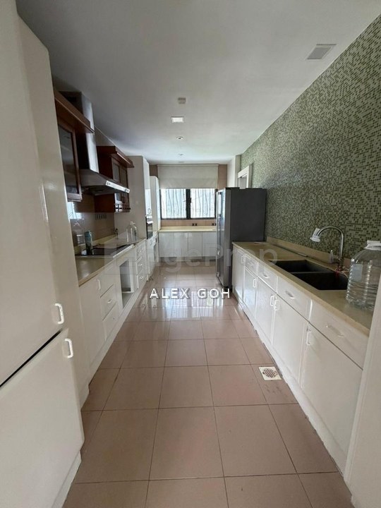 Price Nego, Duplex Unit, 4 Car Park, Good Condition, Low Density, Kuala Lumpur, Ampang