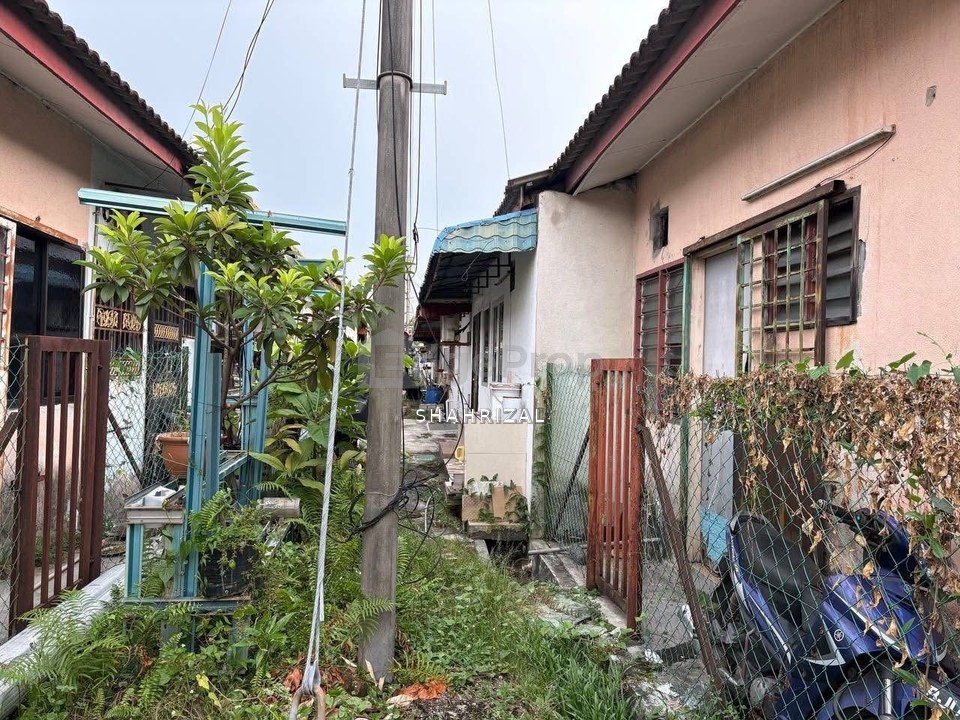 Jalan Pendamar Indah 2