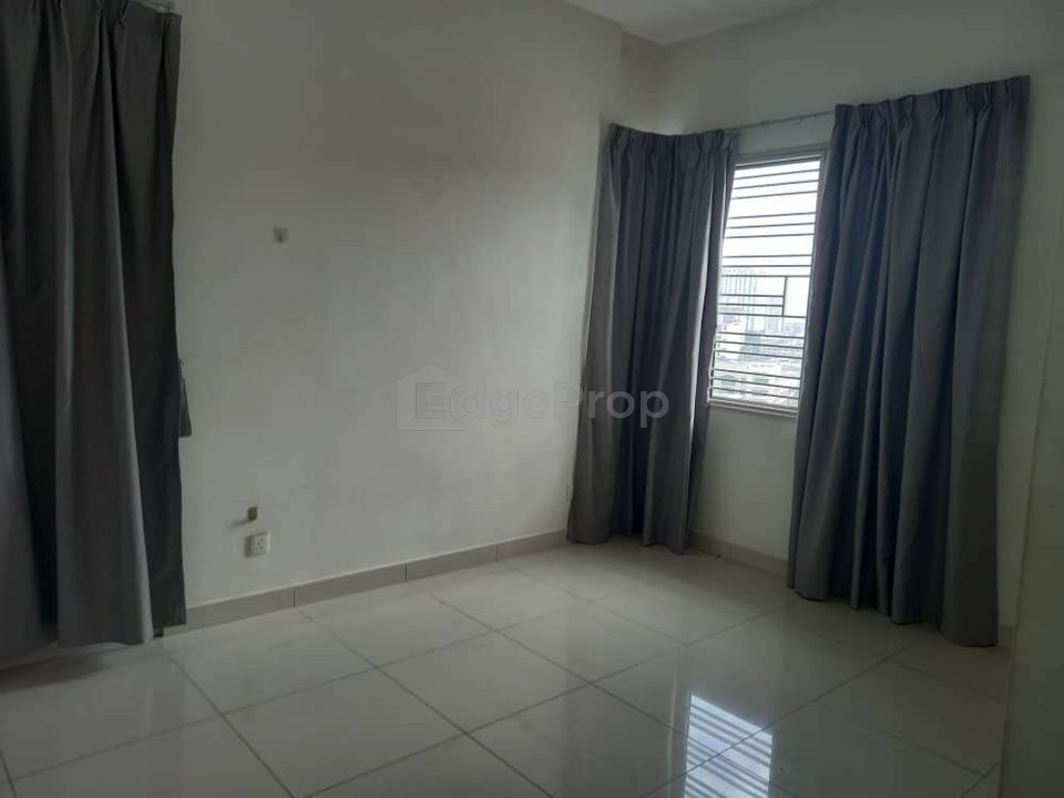 Best Buy, Strategic Location and  2 Car Park, Penang, Jelutong
