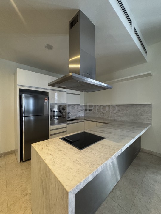 Icon Residence Dutamas Mont Kiara for urgent Sale, Kuala Lumpur, Dutamas