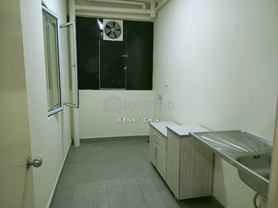 Koi Kinrara Condo 2 Parking Bandar Puchong Jaya , Selangor, Puchong