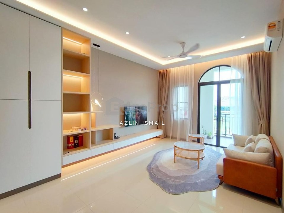 Isle of Kamares, Setia Eco Glades