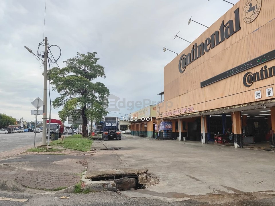 Jalan Gangsa