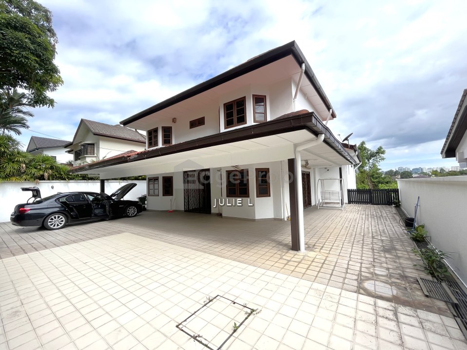 Damansara Heights Bungalow with pool in a Guarded area & awesome unobstructed views, Kuala Lumpur, Damansara Heights