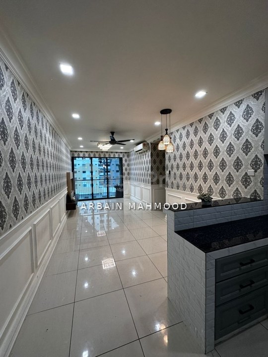 KL Traders Square Residences (KLTS)