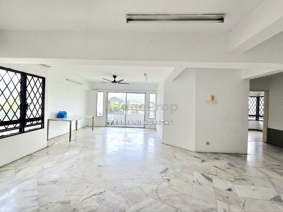 Le Jardine Condominium