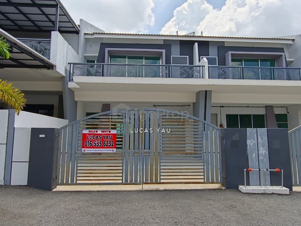 Double Storey Terrace House For Sale In LAHAT @ MOSEY HILL IPOH, Gated & Guarded, 22x70, Brand New!  , Perak, Ipoh
