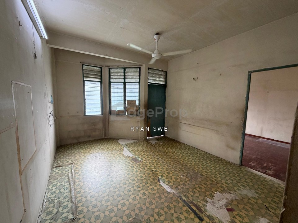 Enggang Apartment