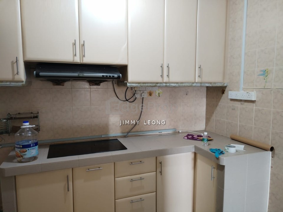 Apartment to Let at Tmn Juara Suria Balakong, Selangor, Balakong
