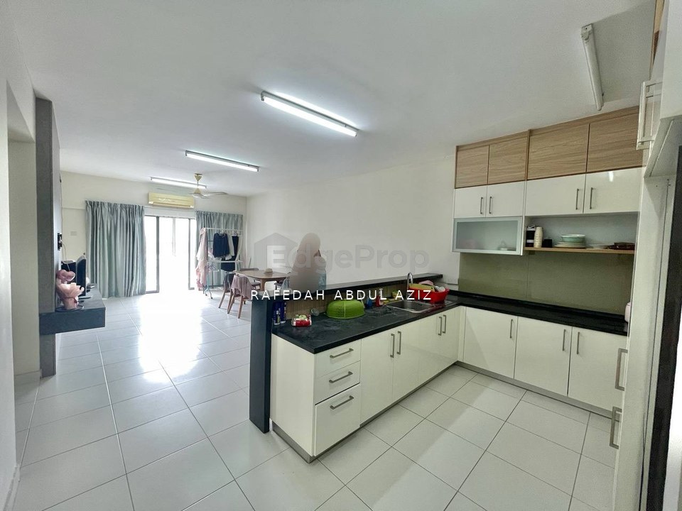 SetiaWalk R3 Solace Service Apartment