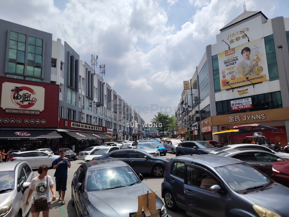 BANDAR PUTERI