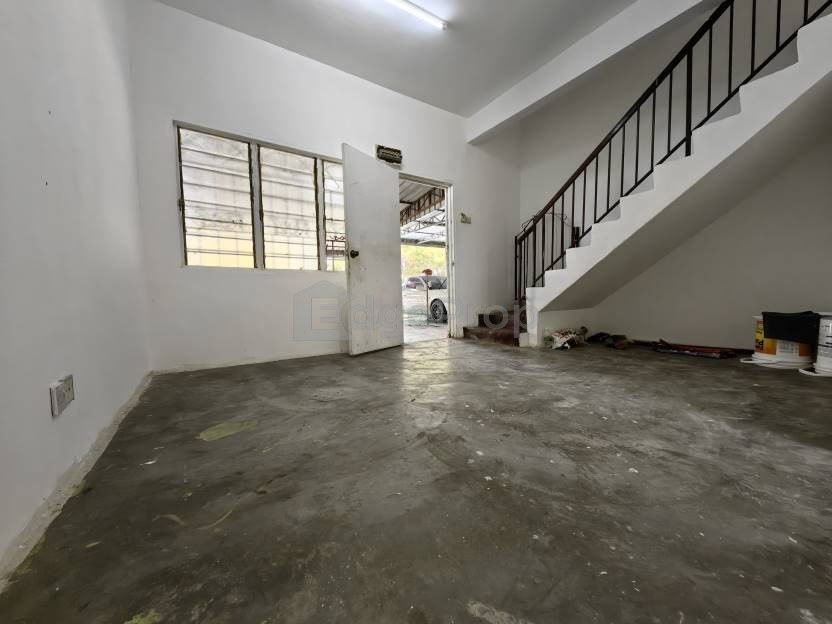 2 Sty Terrace House Taman Bendahara Kuala Selangor, Selangor, Kuala Selangor