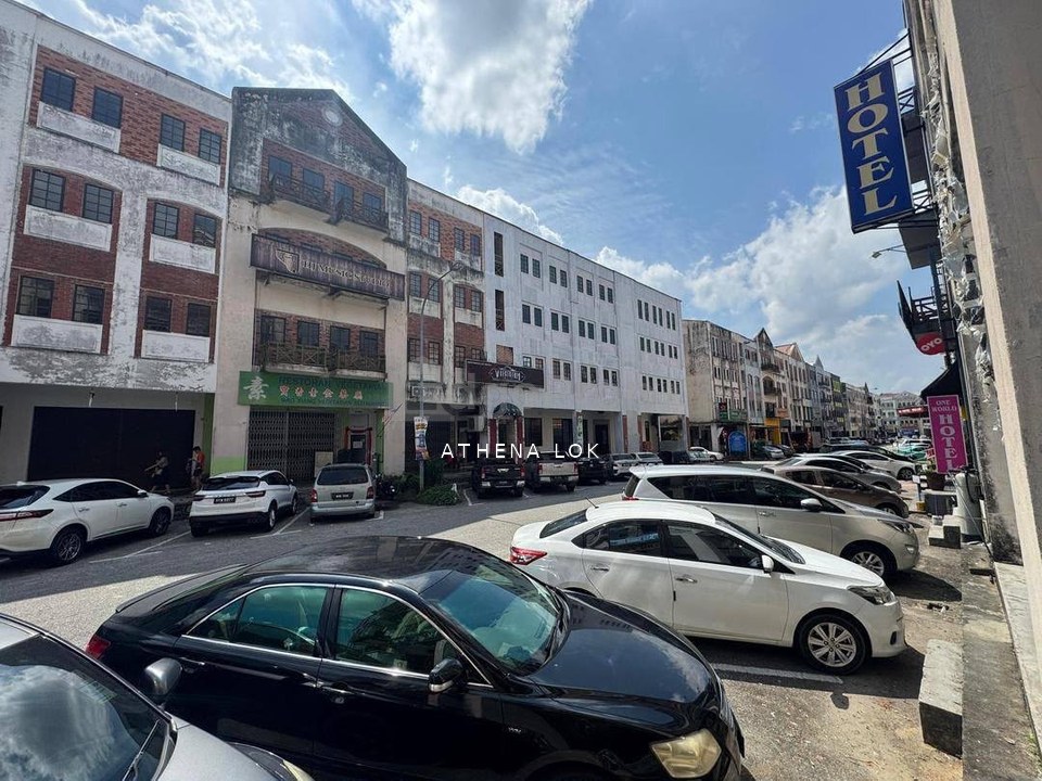 Indahpura - 4 Storey Shop For Sale, Johor, Kulai