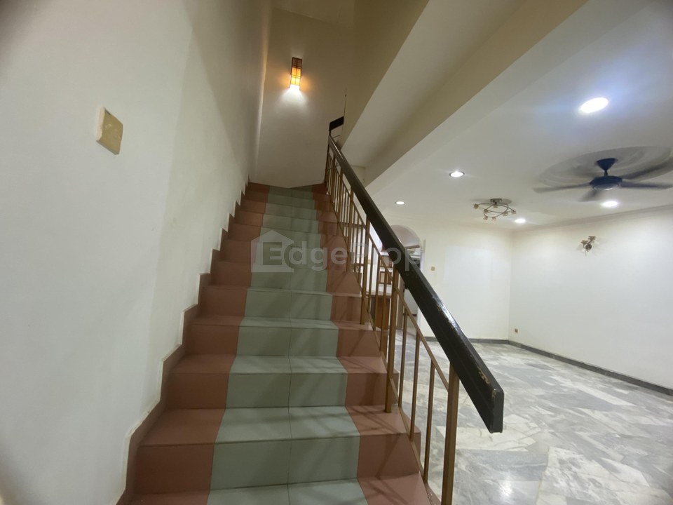 Bandar Puchong Jaya @ Jalan Nuri Fully Reno Extended For Sale, Selangor, Puchong