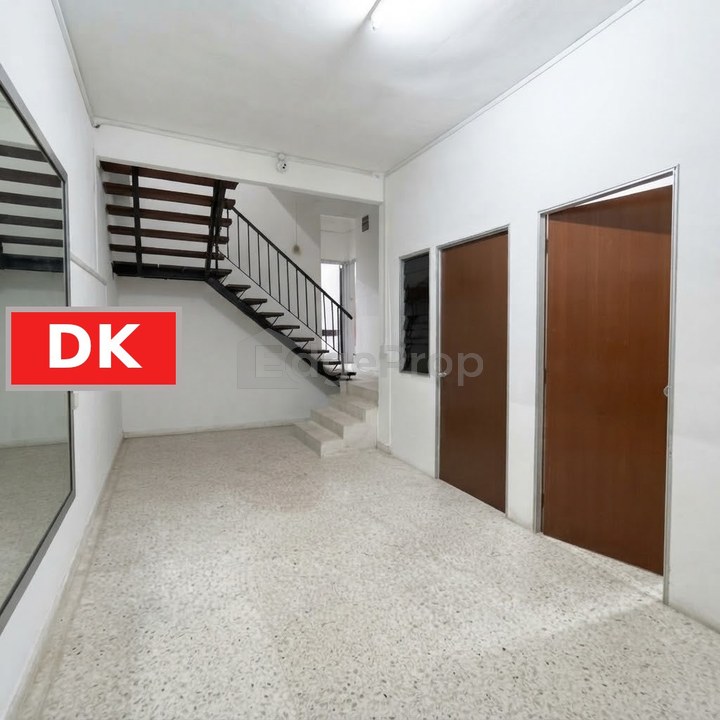 SS2 Superlink Double Storey House for Sale, Land Size 24 x 80, Selangor, Petaling Jaya