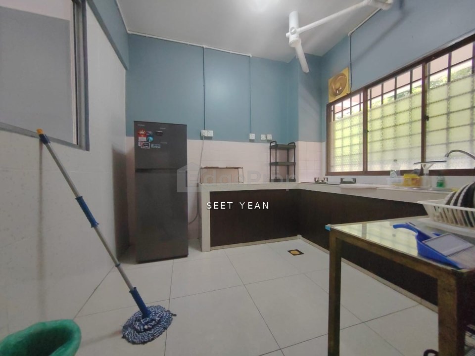Desa View Towers Apartment Taman Melawati Setapak For Rent Partially Furnished , Kuala Lumpur, Taman Melawati