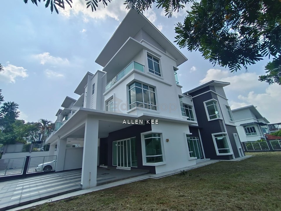 Sentosa Heights