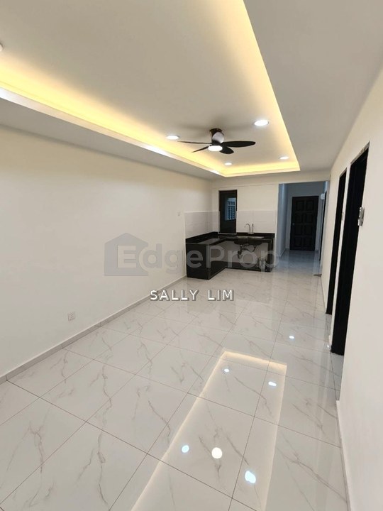 Rumah Pangsa Sri Orkid Ehsan Jaya Medium Low Cost Flat Renovated Unit For Sale, Johor, Johor Bahru