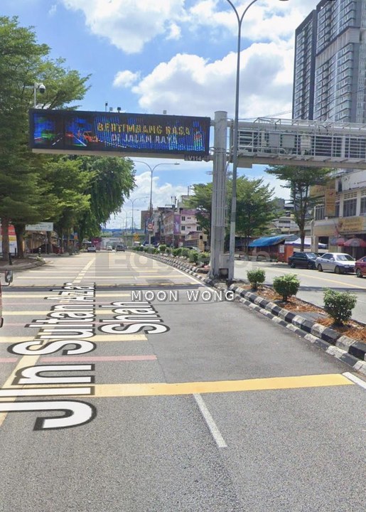 TAMAN GOLDEN