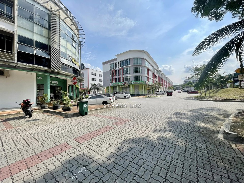 Seri Alam - 3 Storey Shop For Sale, Johor, Masai