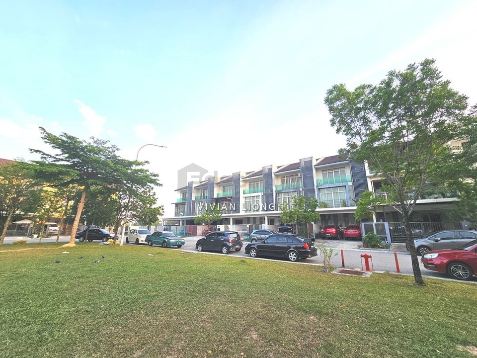 Bangi Avenue