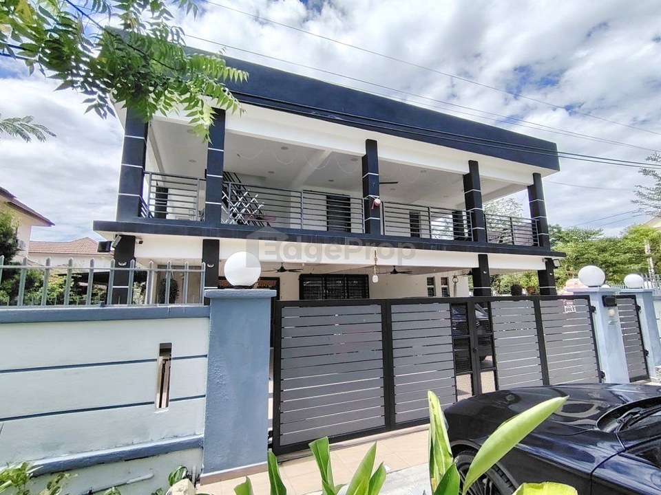 Taman Tasik Semenyih (Lake Residence)