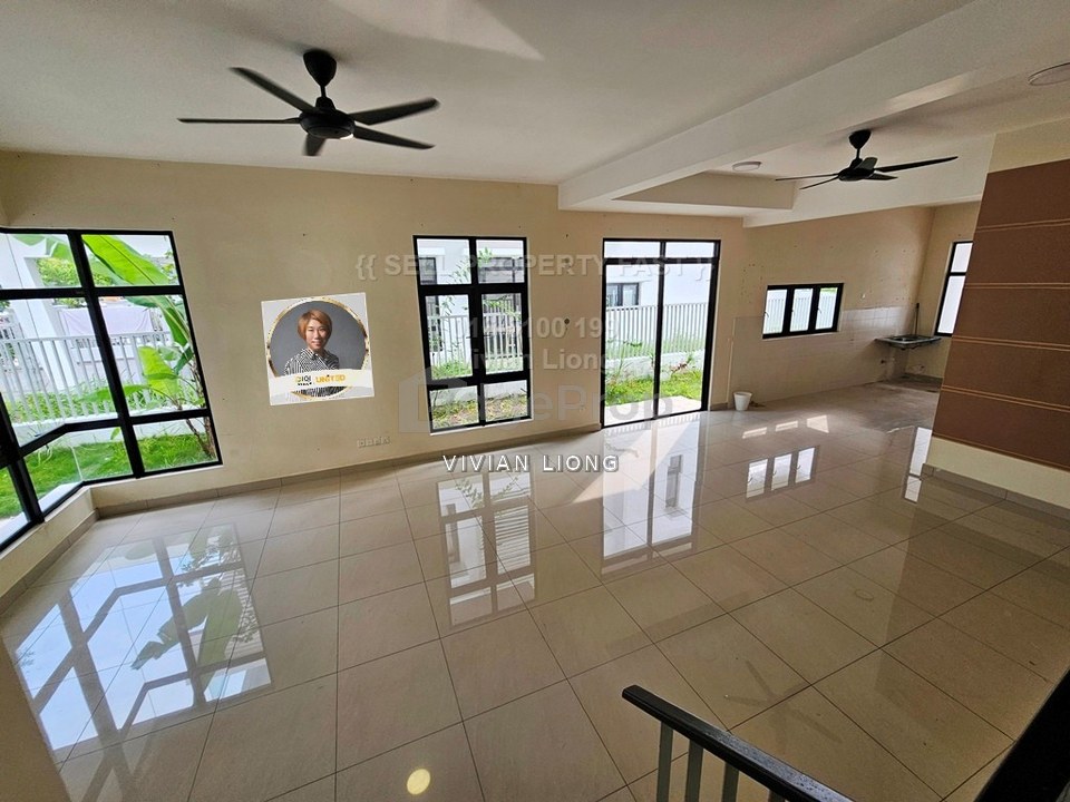 AVENS RESIDENCE @ SOUTHVILLE CITY BANGI【CORNER with 10ft Land, 3sty Superlink 22x75sf, 7rooms, 6bath】, Selangor, Bangi