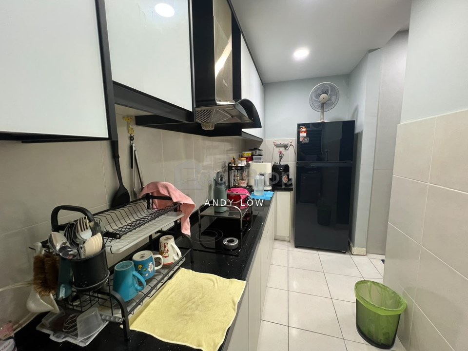 Renovated & Fully Furnished High Floor Unit @ Skyawani Residence 1 For Sale, Kuala Lumpur, Batu 