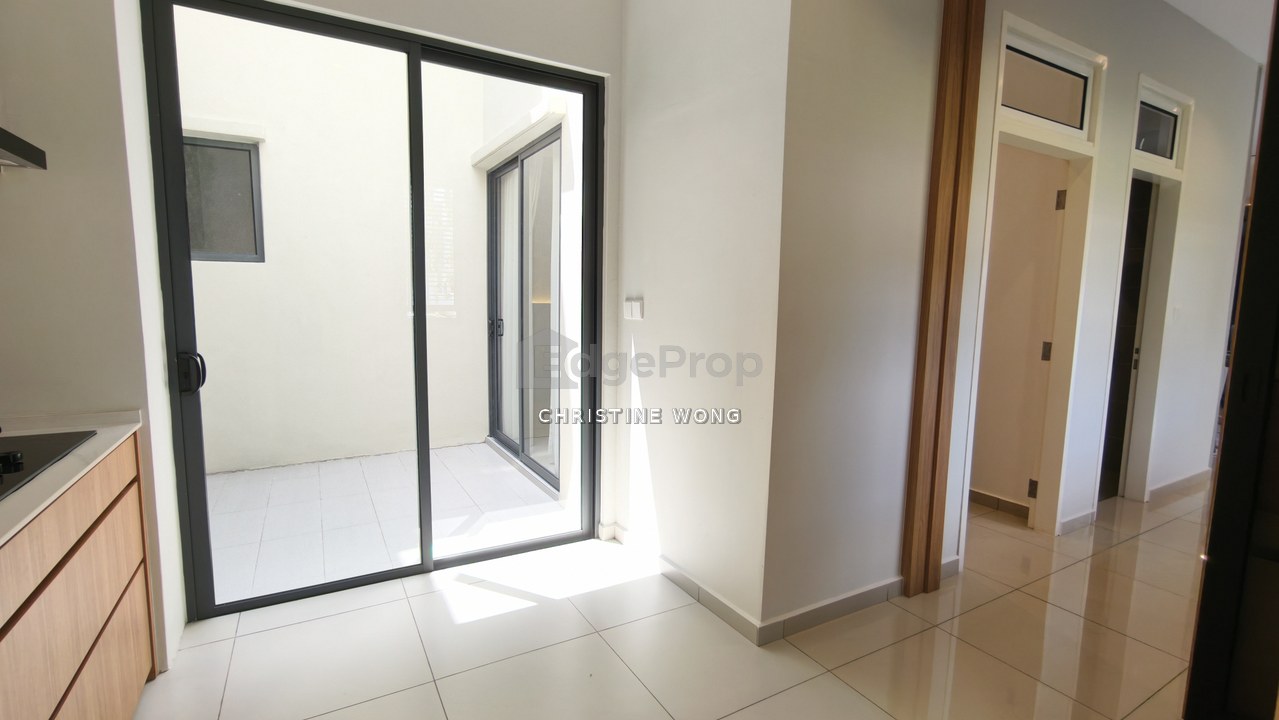 Bandar Sri Sendayan Suria Heights Double Storey Cluster Semi-D 35'x80', Negeri Sembilan, Siliau