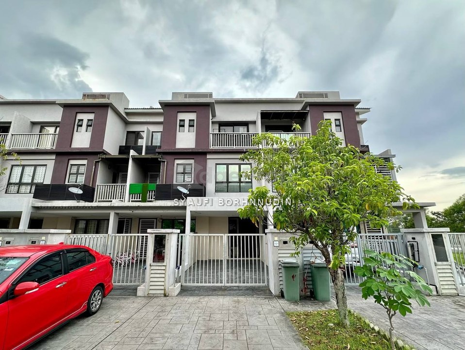 The Strata @ Bandar Puteri Bangi