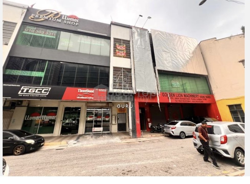 OFF JALAN SUNGAI BESI