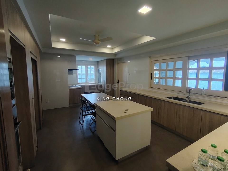 Bangsar Taman Bukit Pantai Corner Bungalow, Kuala Lumpur, Pantai