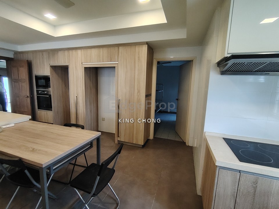 Bangsar Taman Bukit Pantai Corner Bungalow, Kuala Lumpur, Pantai