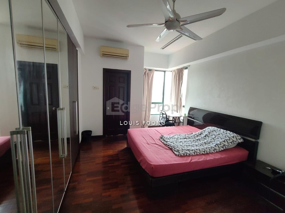 Desa ParkCity (Nadia Parkfront Condominium)