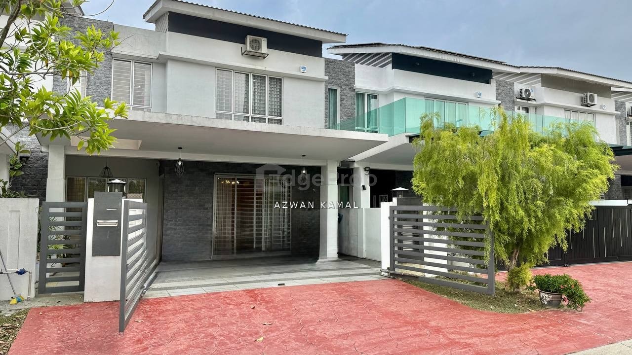 D'Kayangan
