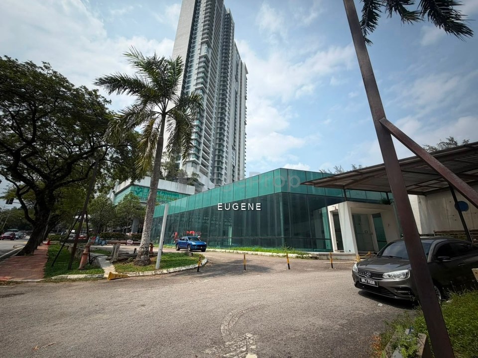 TROPICANA AVENUE