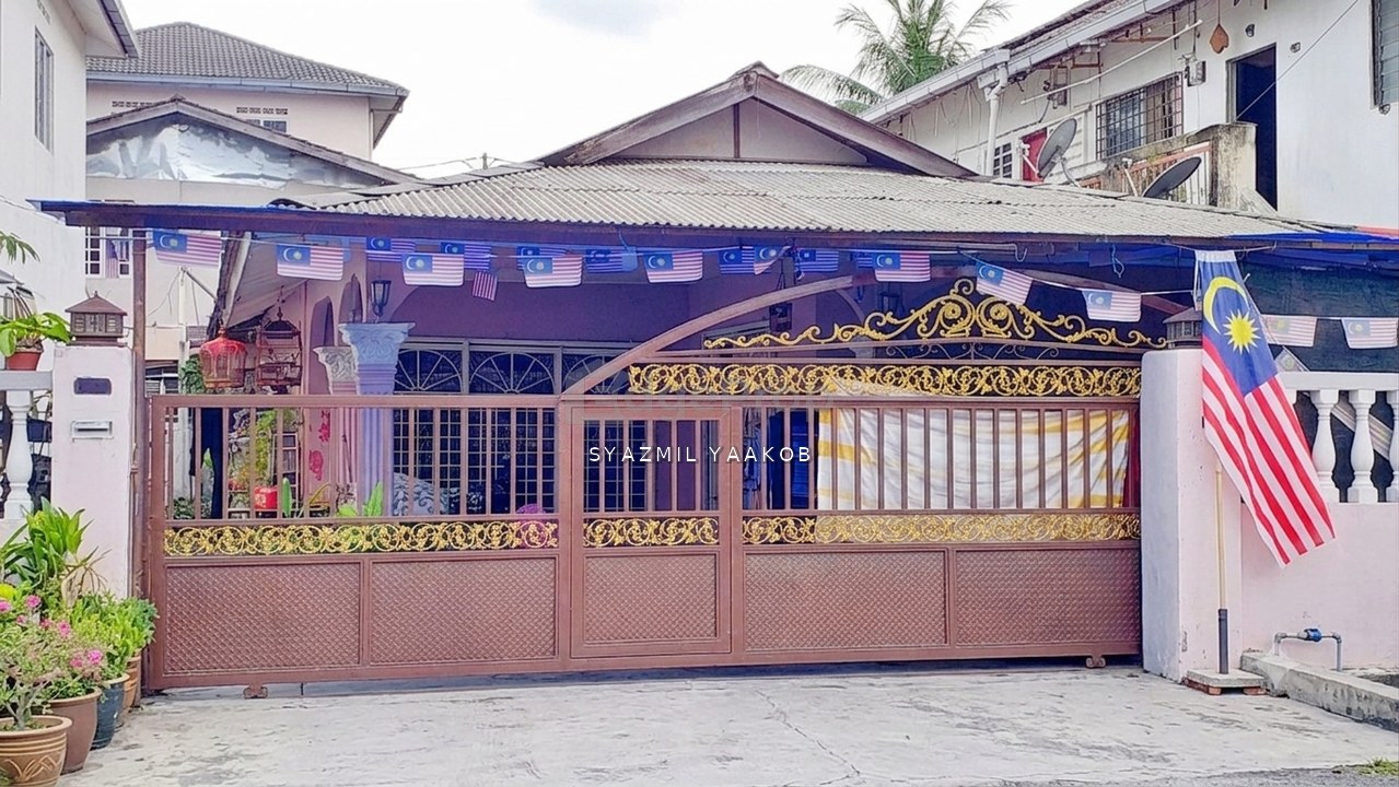 Jalan Besar Selayang Baru 