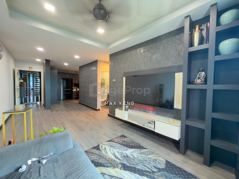 Kipark Apartment Tampoi Indah Mid Floor Corner Unit Fully Renovated Furnished G&G, Johor, Tampoi