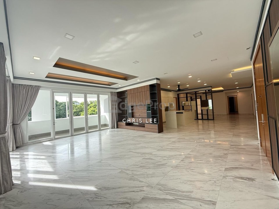 Nobleton Crest