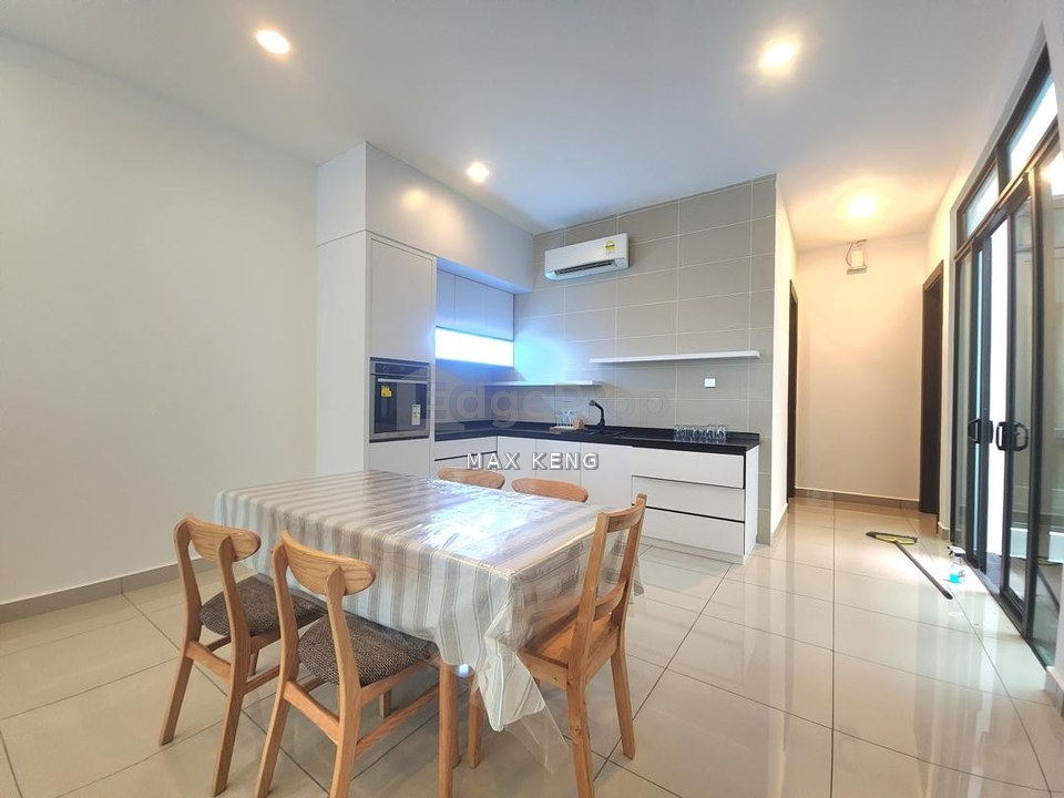 Estuari Gardens Iskandar Puteri Double Storey Superlink 24x75 Fully Renovated Furnished With Clubhouse G&G, Johor, Nusajaya