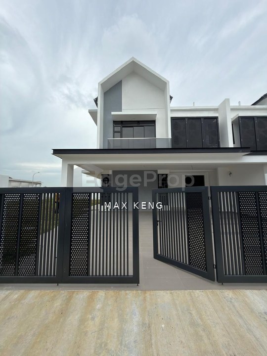 Palmyra Sanctuary, Setia Tropika