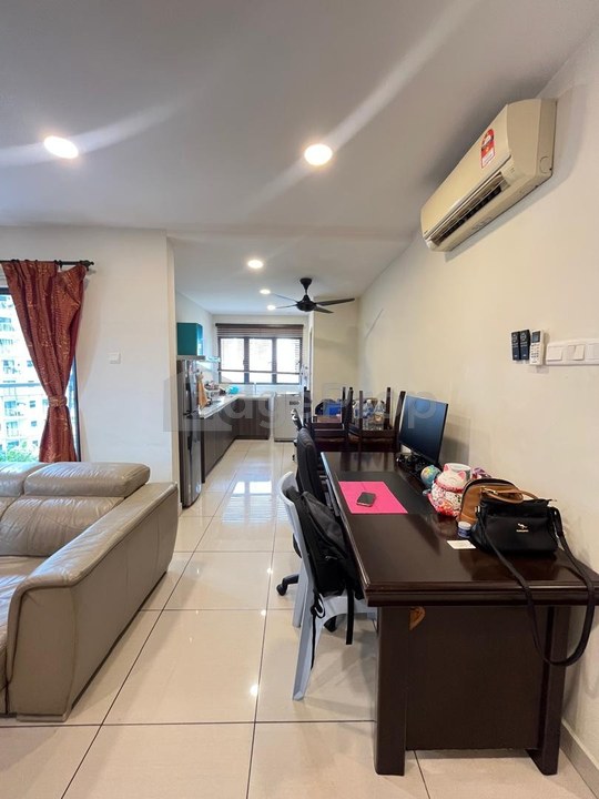 1 Bedroom Fully Furnished Corner unit, Selangor, Ara Damansara