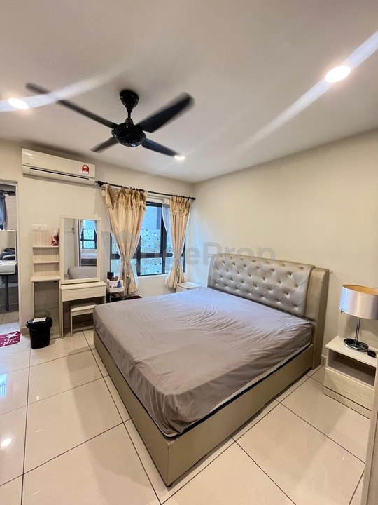 1 Bedroom Fully Furnished Corner unit, Selangor, Ara Damansara