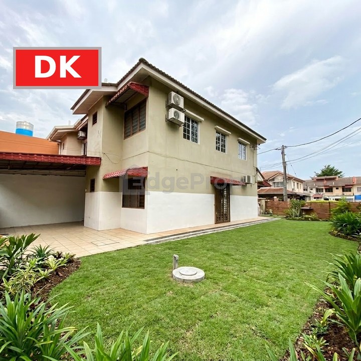 Corner Taman Putra Prima Double Storey Terrace for Sale, Selangor, Puchong