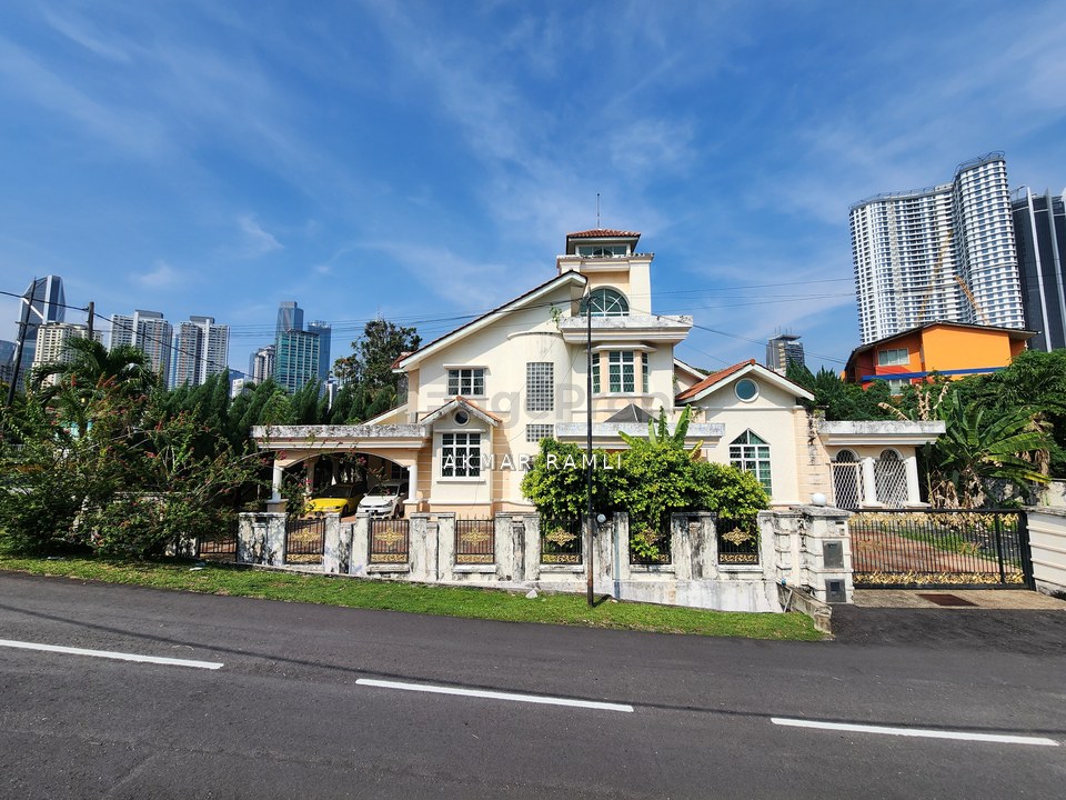 Kampung Datuk Keramat