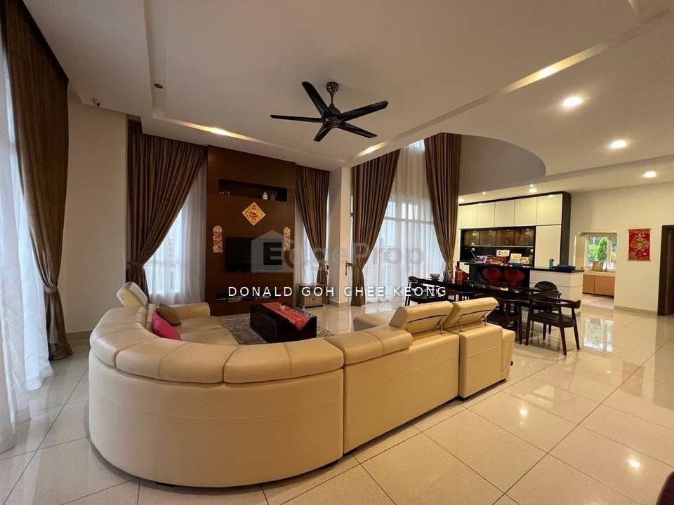 Cameron Highlands @ Zinnia Residence, Facing Field, Renovated, Good Investment, Double Storey Semi-D For Sale , Pahang, Tanah Rata