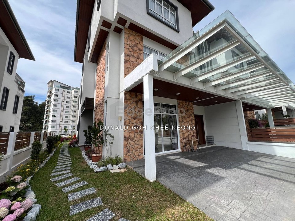 Cameron Highlands @ Zinnia Residence Facing Field, Renovated, Fully Furnished Double Storey Semi-D For Sale , Pahang, Tanah Rata